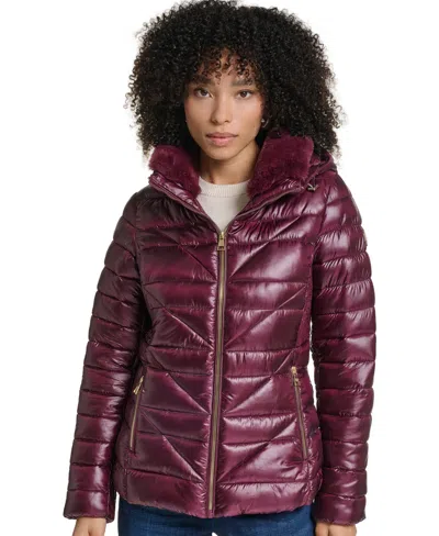 Karl Lagerfeld Women's Short Hooded Faux Fur Collar Puffer Jacket In Purple