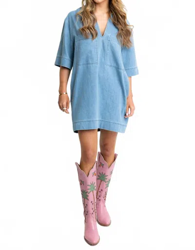 Karlie Denim V-neck Collar Dress In Blue
