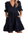 Karlie Poplin Pocket And Sleeves Dress In Black In Blue