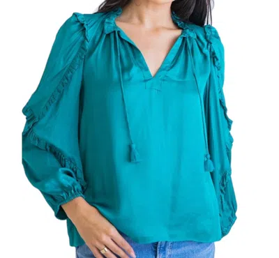 Karlie Ruffle Slv Top In Teal In Blue