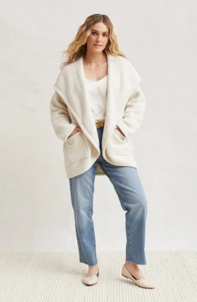 Kashwere Apparel Womens Oversized Coat In Creme Malt