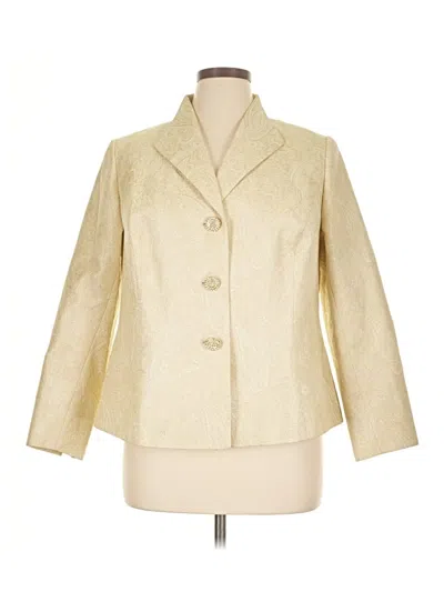 Pre-owned Kasper Coat In Gold