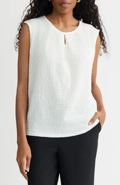 Kasper Crinkled Keyhole Cap Sleeve Knit Top In White