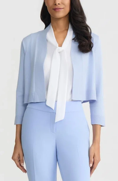 Kasper Kissing Front Crop Cardigan In Blue