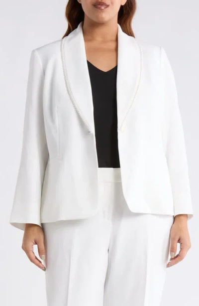 Kasper Pearly Trim Jacket In White