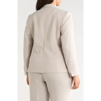 Kasper Pebble Crepe Two-button Blazer In Neutral