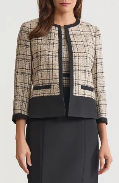 Kasper Plaid Jacket In Brown