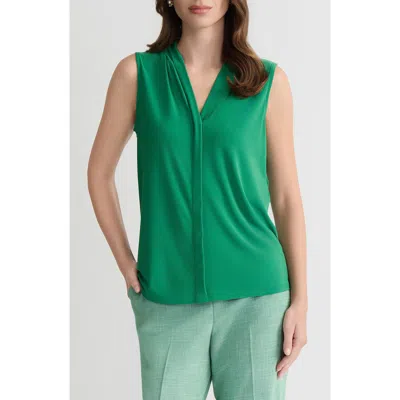 Kasper Pleated Sleeveless Top In Green