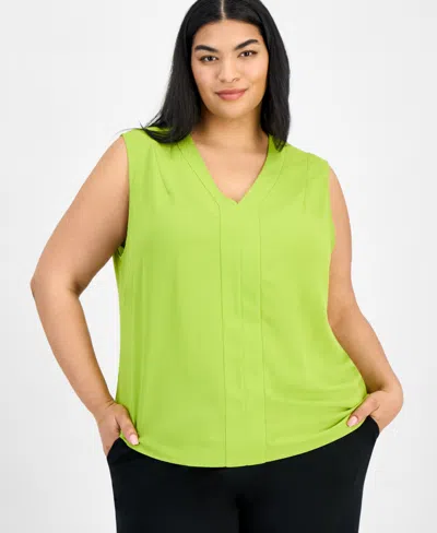 Kasper Plus Size Sleeveless V-neck Blouse In Kiwi