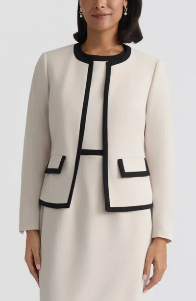 Kasper Stretch Crepe Jacket In Neutral