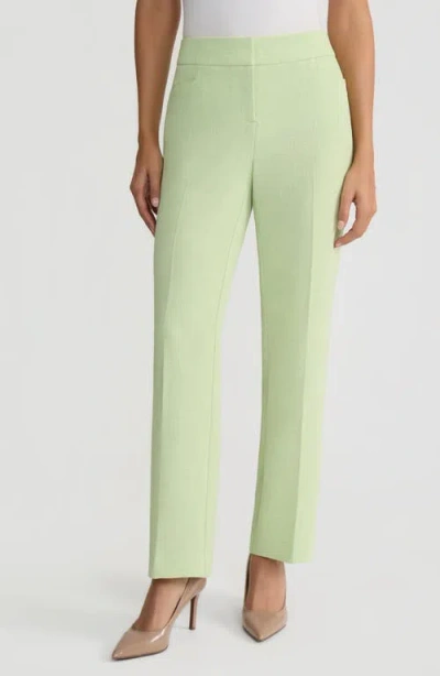 Kasper The Lily Trousers In Green