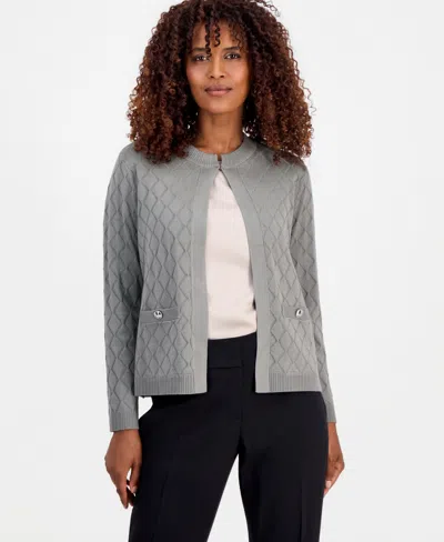 Kasper Women's Kiss-front Diamond Stitch Cardigan In Gray