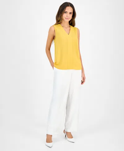 Kasper Women's Sleeveless V-neck Top, Regular & Petite In Butterscotch