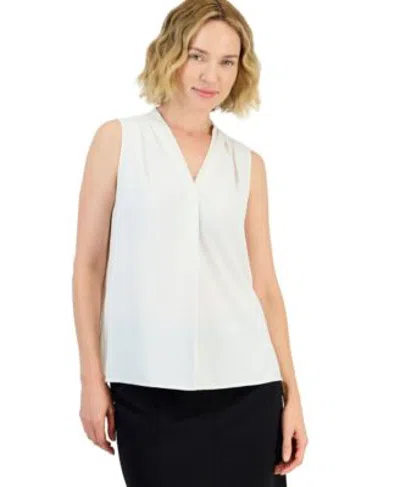 Kasper Womens V Neck Sleeveless Pleated Blouse In Black