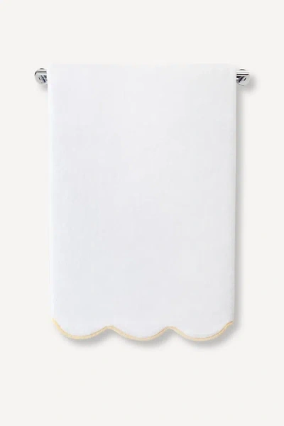 Kassatex Chairish Scallop Edge Bath Towel Collection In White
