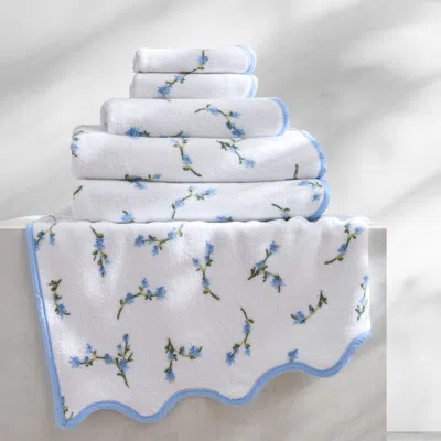 Kassatex Floral Scallop Towel In Blue