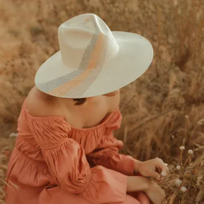 Kassatex Freya Sunrise Hat In White