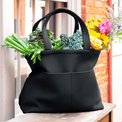 Kassatex The Universal Tote In Black
