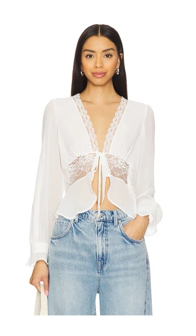 Kat The Label Betty Blouse In 象牙白