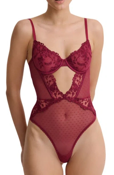 Kat The Label Nicolette Underwire Lace & Tulle Teddy In Red