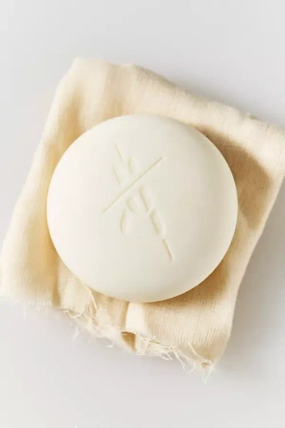 Kate Mcleod The Body Stone In Neutral