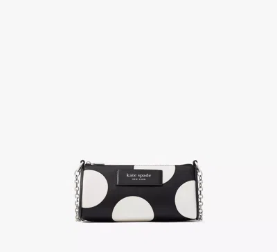 Kate Spade Label Pochette In Black