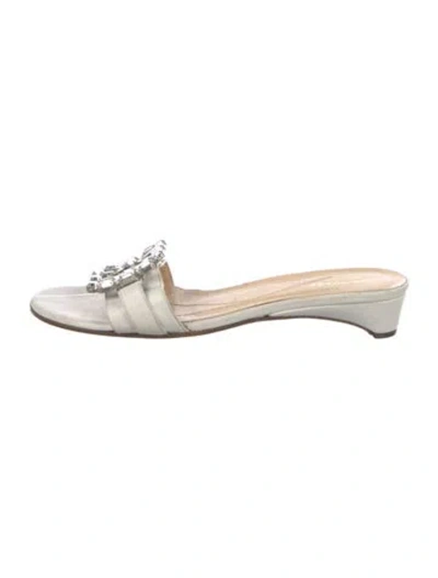 Pre-owned Kate Spade Leather Crystal Embellishments Slides In White