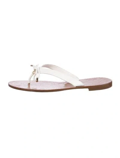 Pre-owned Kate Spade Leather Patterned Flip Flops In White