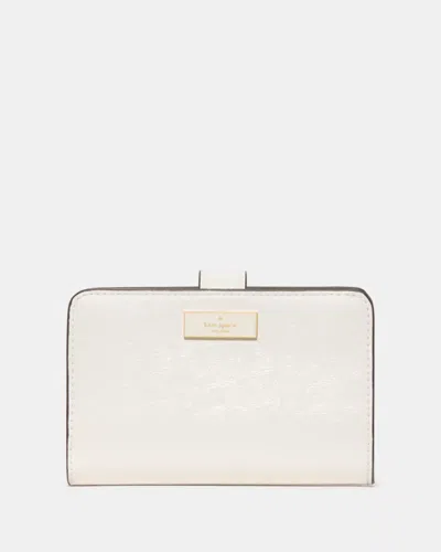 Kate Spade Outlet Bridget Crinkle Patent Medium Compact Bifold Wallet In White