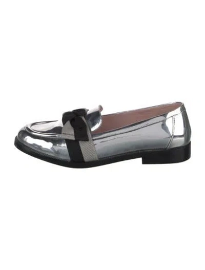 Pre-owned Kate Spade Patent Leather Bow Accents Loafers In Silver