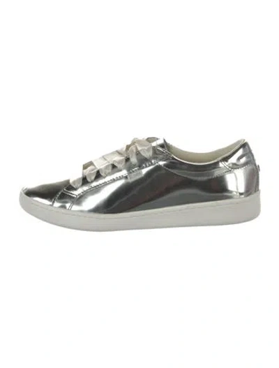 Pre-owned Kate Spade Patent Leather Sneakers In Metallic/silver