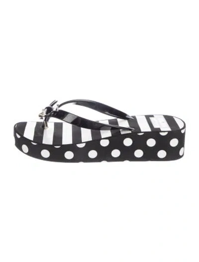 Pre-owned Kate Spade Rubber Printed Flip Flops In Black