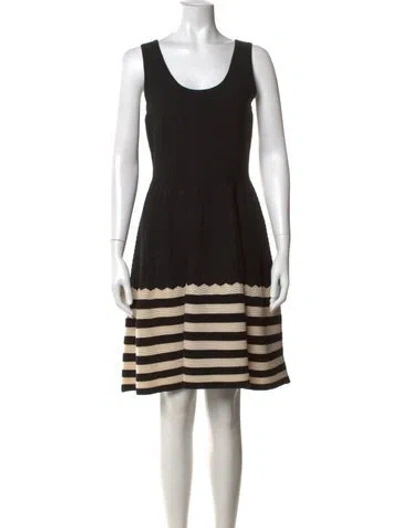 Pre-owned Kate Spade Wool Knee-length Dress In Black