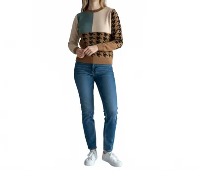 Kathie K Crew Neck Knit Sweater In Brown