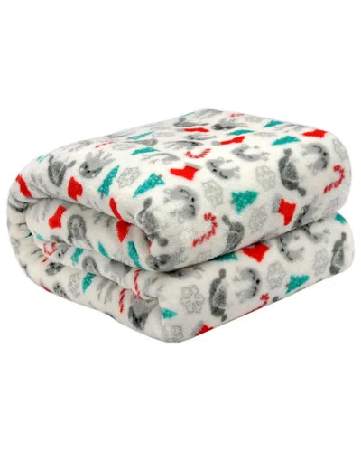 Kathy Ireland Holiday Print Plush Flannel Throw Bl In Multi