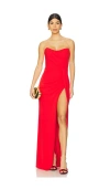 Katie May Pamela Gown In 樱桃红