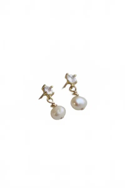 Katie Waltman Women's Claire Pearl Studs Earrings In Gold In Metallic