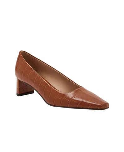 KATY PERRY WOMEN'S WANDERING SQUARE TOE PUMPS