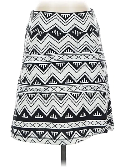 Pre-owned Kavu Casual Skirt In White