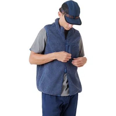 Kavu Cooper Vest In Blue