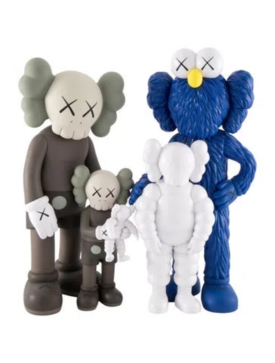 Pre-owned Kaws 4-piece 2021 Family Open Edition Figure Set In Blue