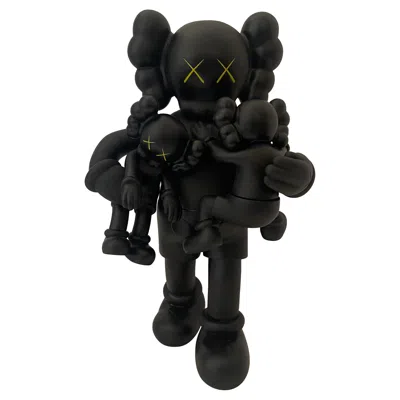 Pre-owned Kaws Clean Slate Black Varnished Vinyl Original Fake 2013 Figure In Gray