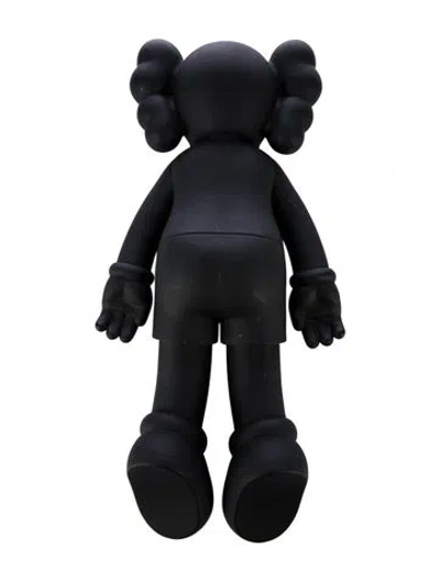 Pre-owned Kaws Companion 2020 Vinyl Figure In Black