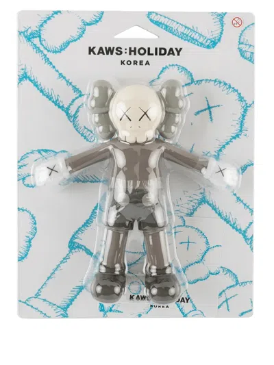 Kaws Holiday Bath Toy Figure In ブラウン