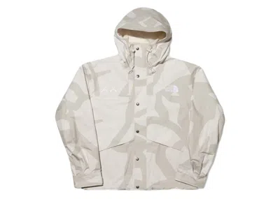 Pre-owned Kaws Men's  X The North Face Retro 1986 Mountain Jacket In Moonlight Ivory
