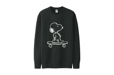 Pre-owned Kaws Men's  X Uniqlo X Peanuts Snoopy Skateboarding Sweatshirt In Black
