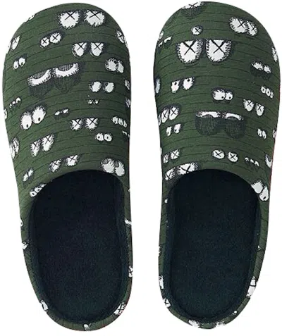 Pre-owned Kaws X Uniqlo Eyes Room Sneakers In Olive