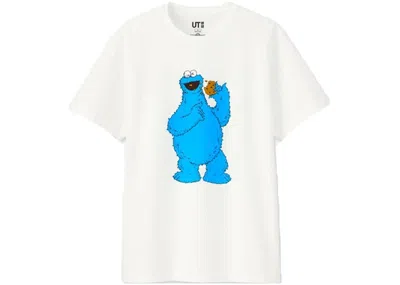 Pre-owned Kaws X Uniqlo X Sesame Street Cookie Monster Tee Shirt (japanese Sizing) In White