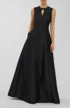 Kay Unger Gabriella Jacquard Gown In Black