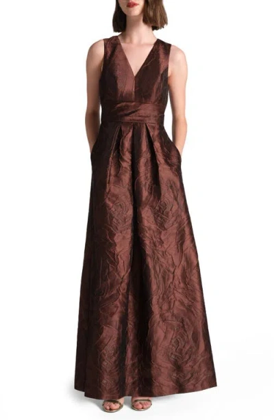 Kay Unger Mariah Crinkle Pleated Gown In Multi